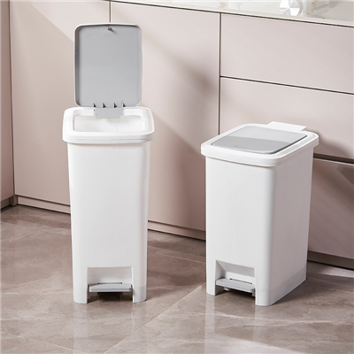 Kosze na śmieci obsługiwane pedałem